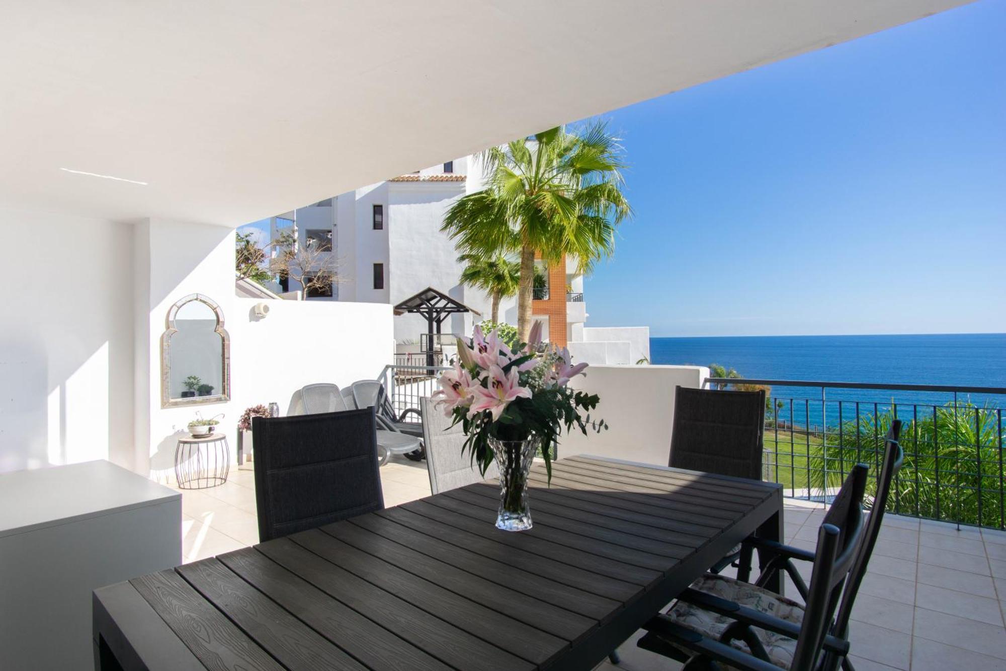 Beautiful Apartment With Stunning Sea Views And A Large Terrace! Torrox Exteriér fotografie